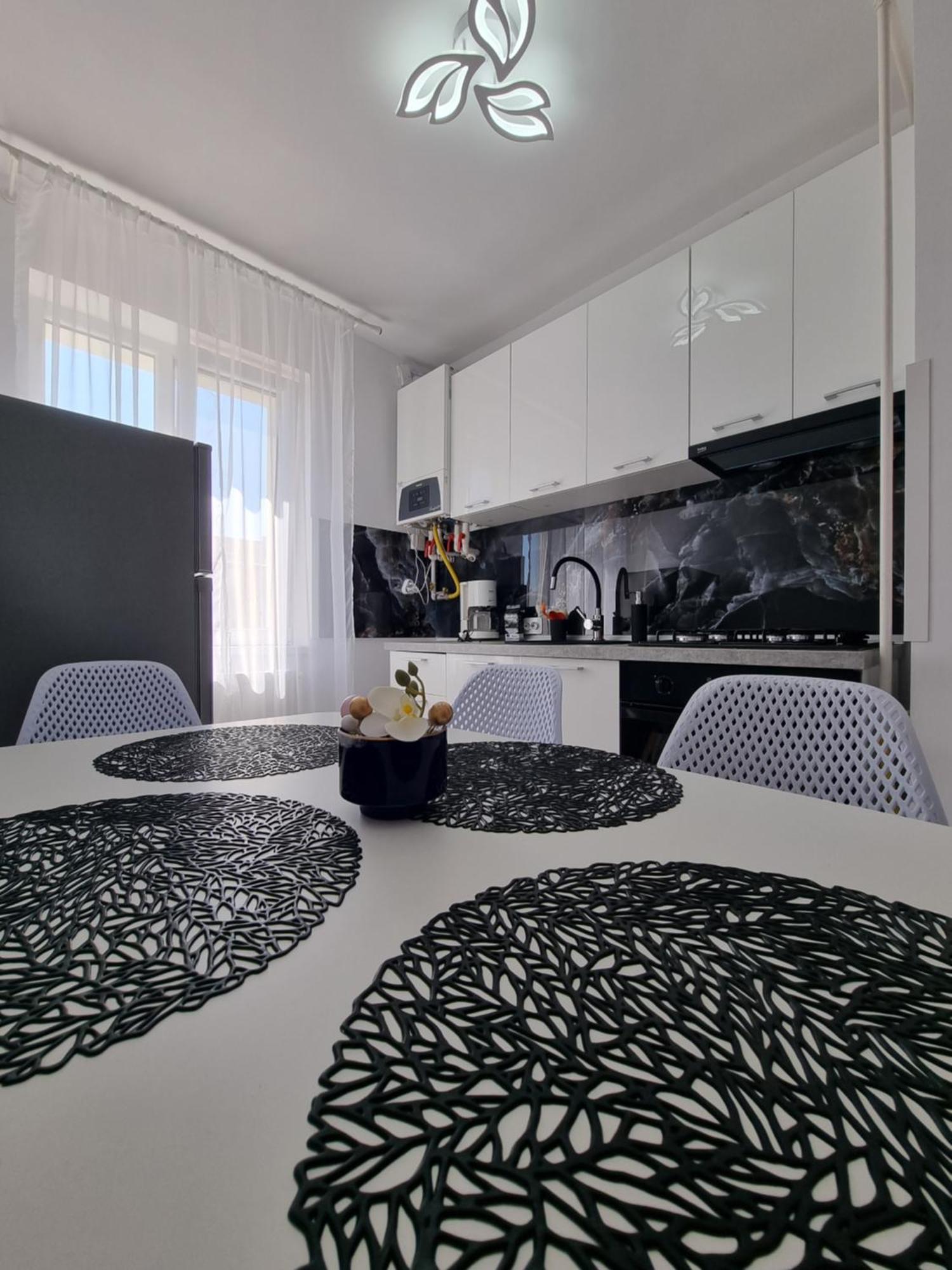 Apartament Central Pe Pietonala Nr2 Hunedoara Zewnętrze zdjęcie