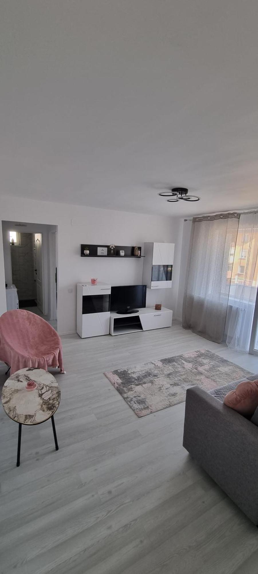 Apartament Central Pe Pietonala Nr2 Hunedoara Zewnętrze zdjęcie